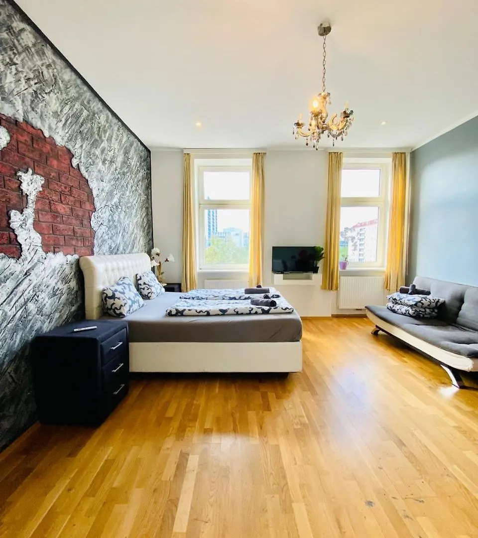 Apartment - Brigittenau Area Mm28 Vienna 0*,